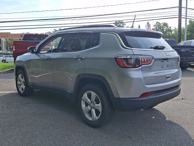 Used 2021 Jeep Compass Latitude w/ Driver Assistance Group AWD/4WD image 8
