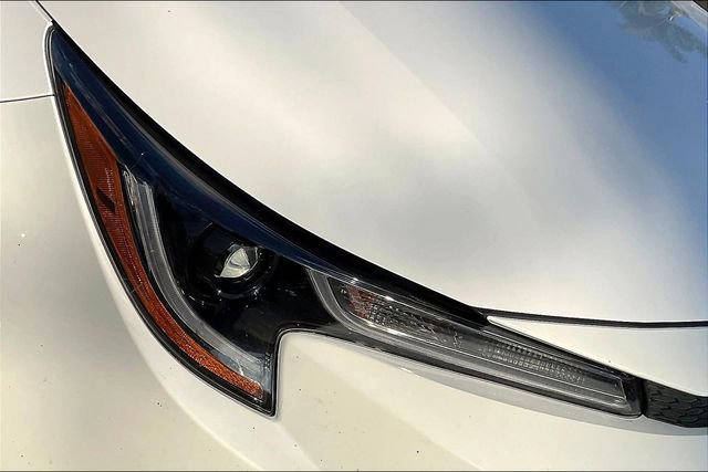 Used 2025 Toyota Corolla LE image 29
