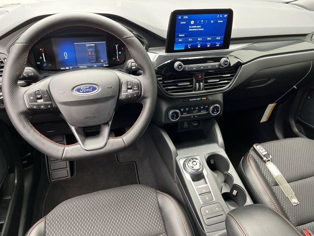 Certified 2025 Ford Escape ST-Line AWD/4WD image 13