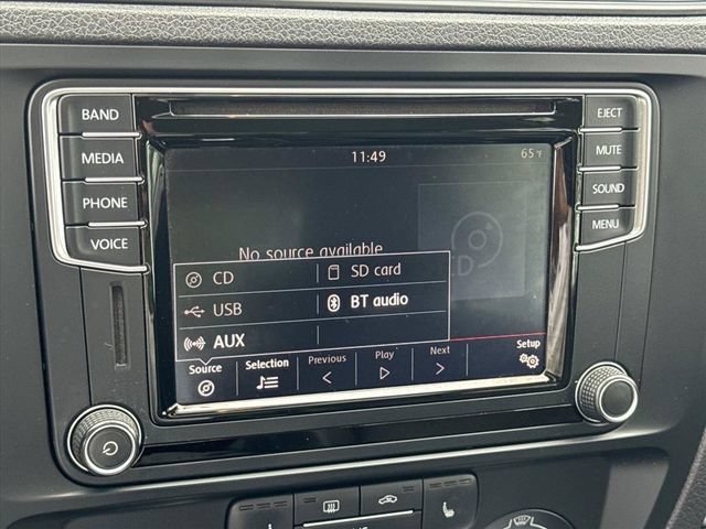 Used 2017 Volkswagen Jetta SE FWD image 25
