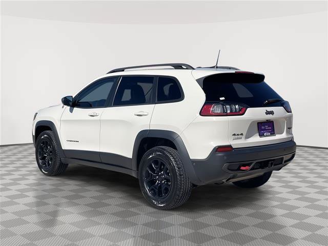 Used 2019 Jeep Cherokee Trailhawk AWD/4WD image 9