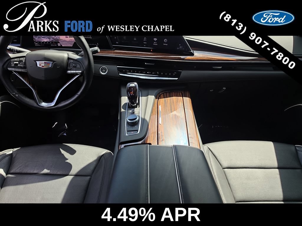 Used 2021 Cadillac Escalade Premium Luxury RWD image 11