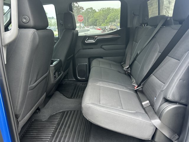Used 2025 Chevrolet Silverado 1500 RST AWD/4WD image 17