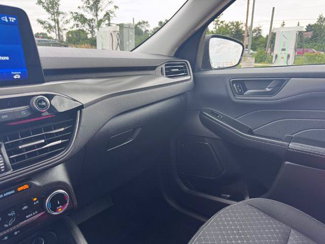 Certified 2025 Ford Escape Active AWD/4WD image 16