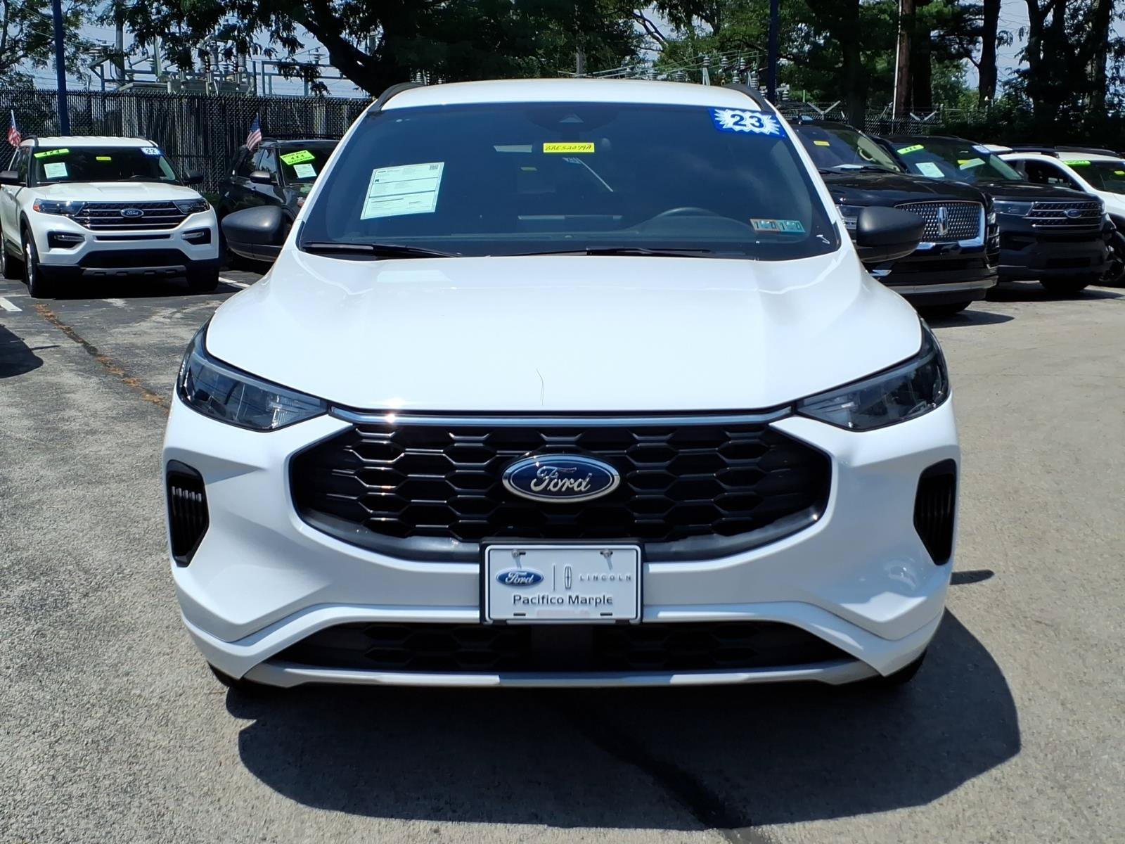 Certified 2023 Ford Escape ST-Line w/ Tech Pack #1 AWD/4WD image 9