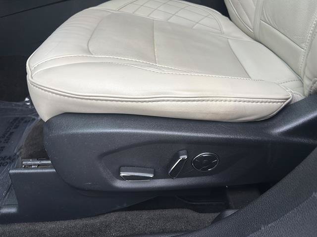 Certified 2017 Ford Explorer Platinum AWD/4WD image 12