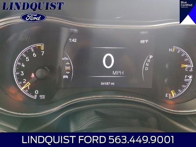 Used 2019 Jeep Grand Cherokee Trailhawk AWD/4WD image 12