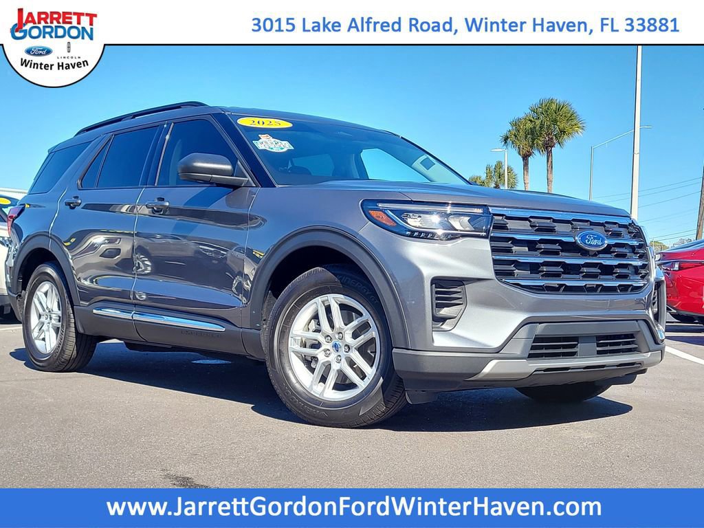 Certified 2025 Ford Explorer Active image 4