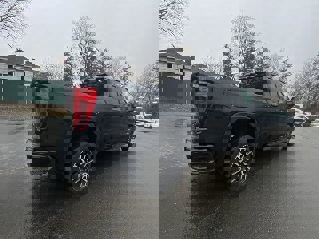 Used 2021 GMC Sierra 1500 AT4 w/ AT4 Premium Package image 8