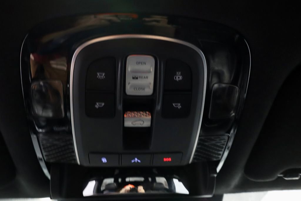 Used 2020 Hyundai Palisade Limited image 28