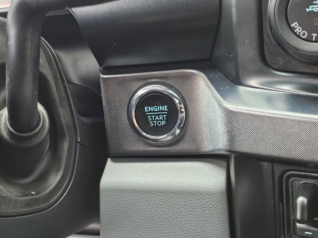 Certified 2024 Ford F350 Limited w/ FX4 Off-Road Package image 33