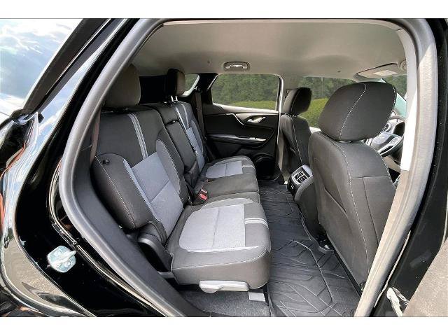 Used 2024 Chevrolet Blazer LT w/ Convenience Package FWD image 22