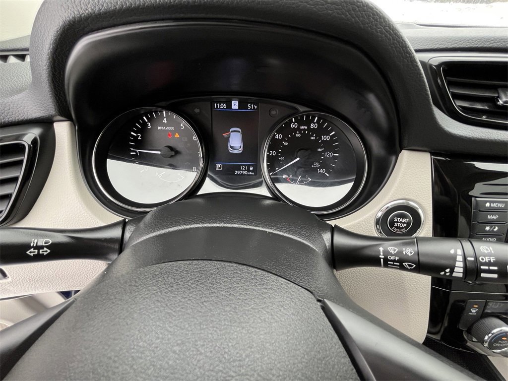 Used 2022 Nissan Rogue Sport SL image 15