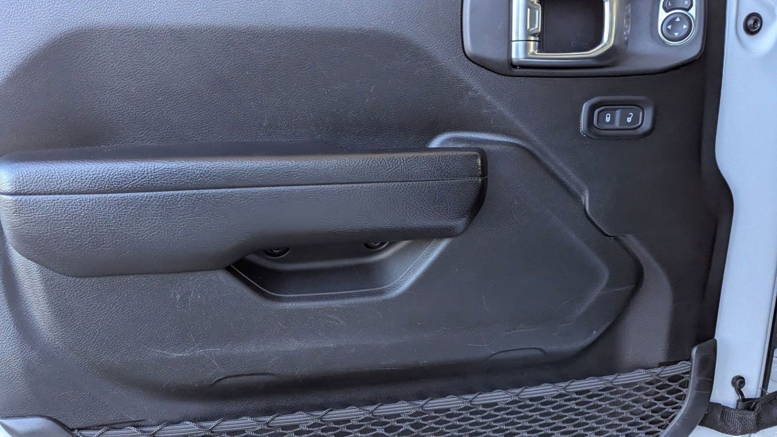 Used 2023 Jeep Gladiator Sport image 20