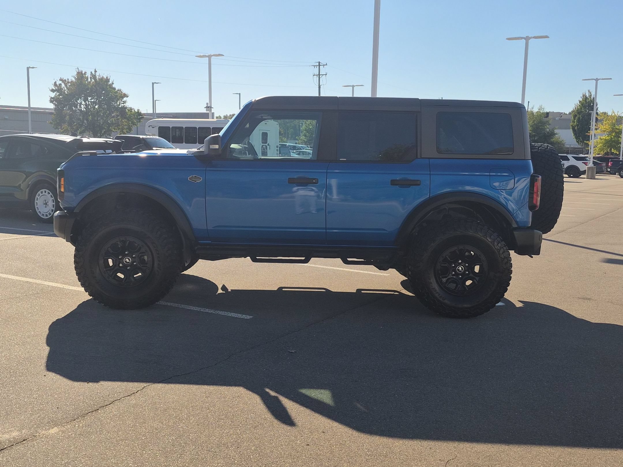 Certified 2023 Ford Bronco Wildtrak AWD/4WD image 7