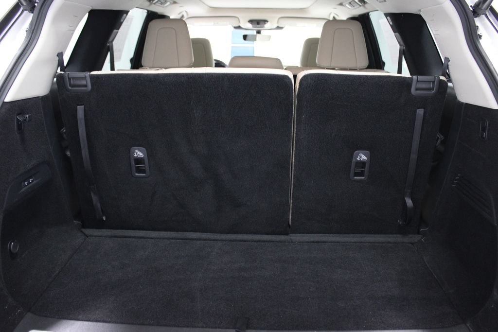 Used 2025 INFINITI QX60 Sensory AWD/4WD image 17