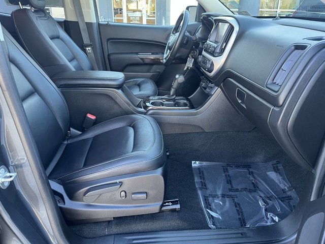 Used 2017 GMC Canyon SLT image 25