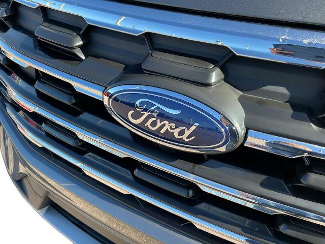 Certified 2025 Ford Explorer Active RWD image 15