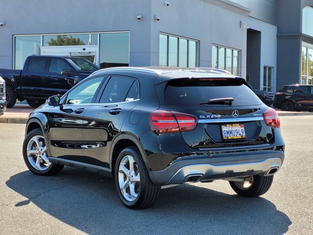 Used 2019 Mercedes-Benz GLA 250 4MATIC image 3