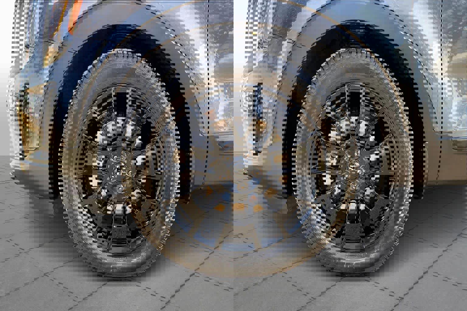 Used 2022 Kia Telluride SX w/ SX Prestige Package image 12