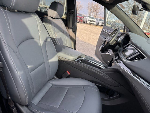 Used 2024 Buick Enclave Premium image 37