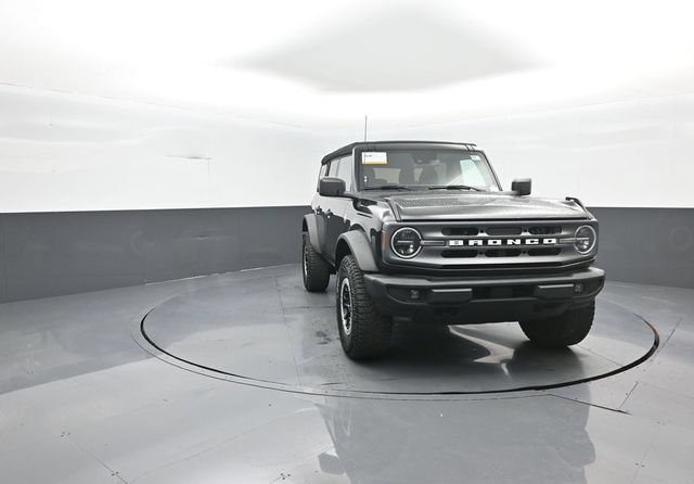 Certified 2023 Ford Bronco Big Bend w/ Sasquatch Package AWD/4WD image 2