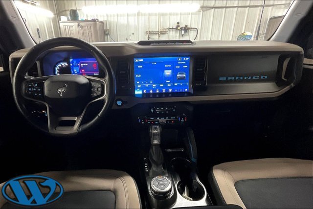 Certified 2022 Ford Bronco Wildtrak AWD/4WD image 8