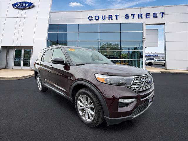Certified 2023 Ford Explorer Limited w/ Equipment Group 301A AWD/4WD image 3