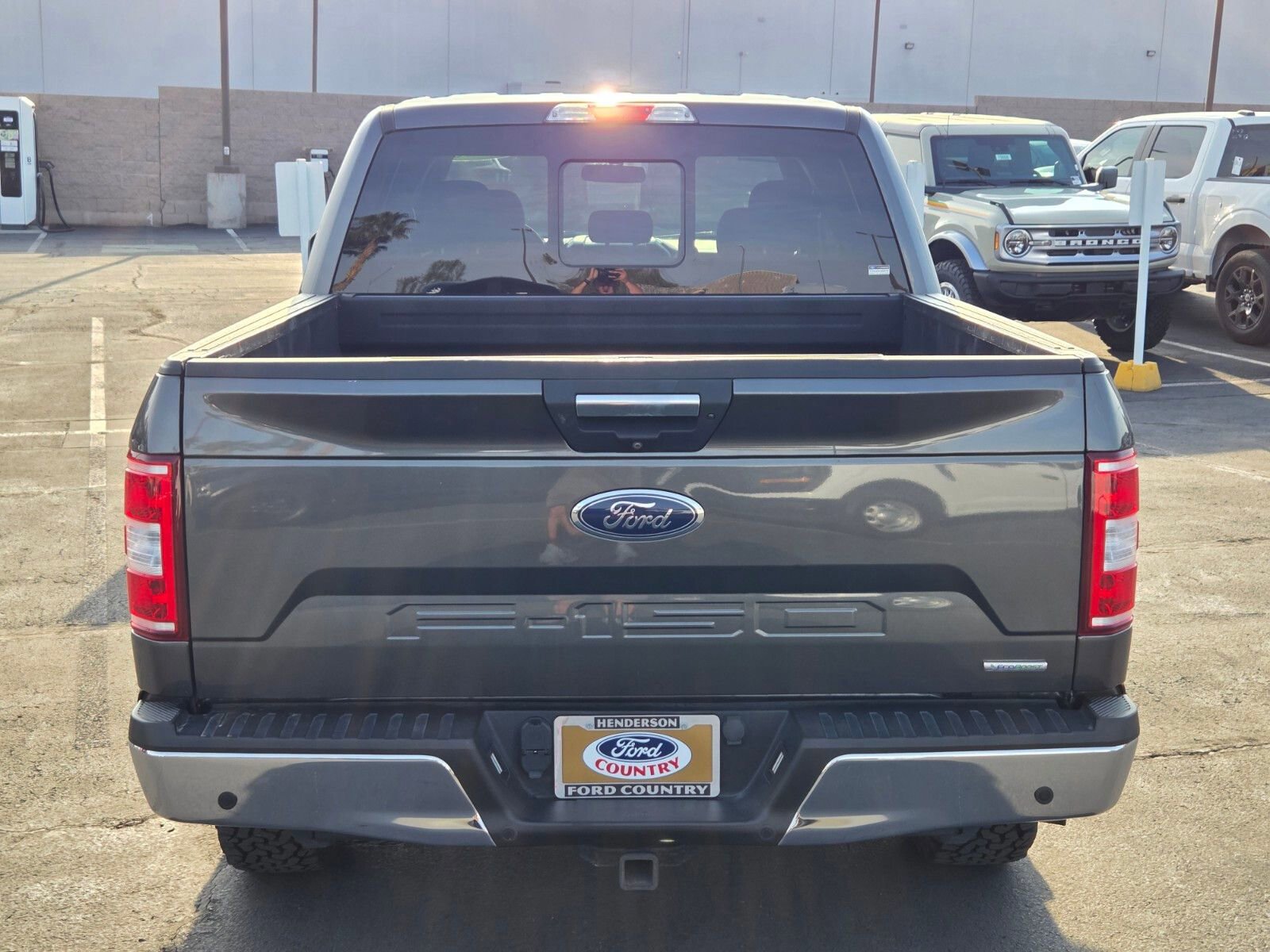 Certified 2018 Ford F150 XLT w/ Equipment Group 302A Luxury image 4