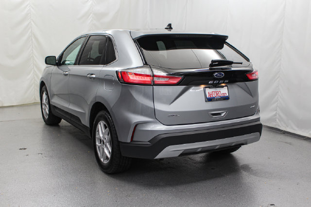 Certified 2024 Ford Edge SEL w/ Convenience Package AWD/4WD image 5