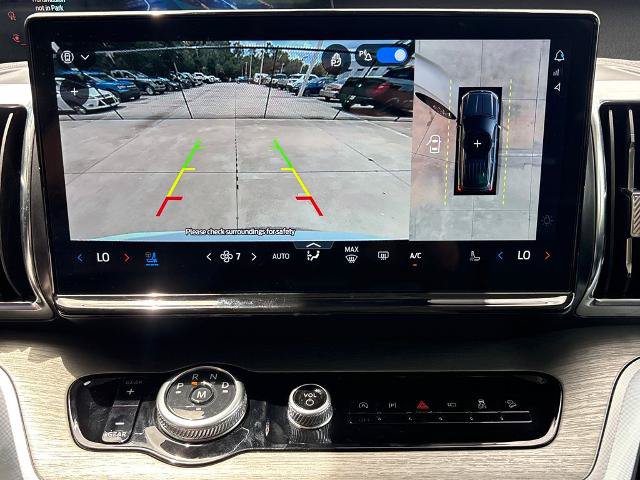 Certified 2025 Ford Expedition Max Platinum AWD/4WD image 24