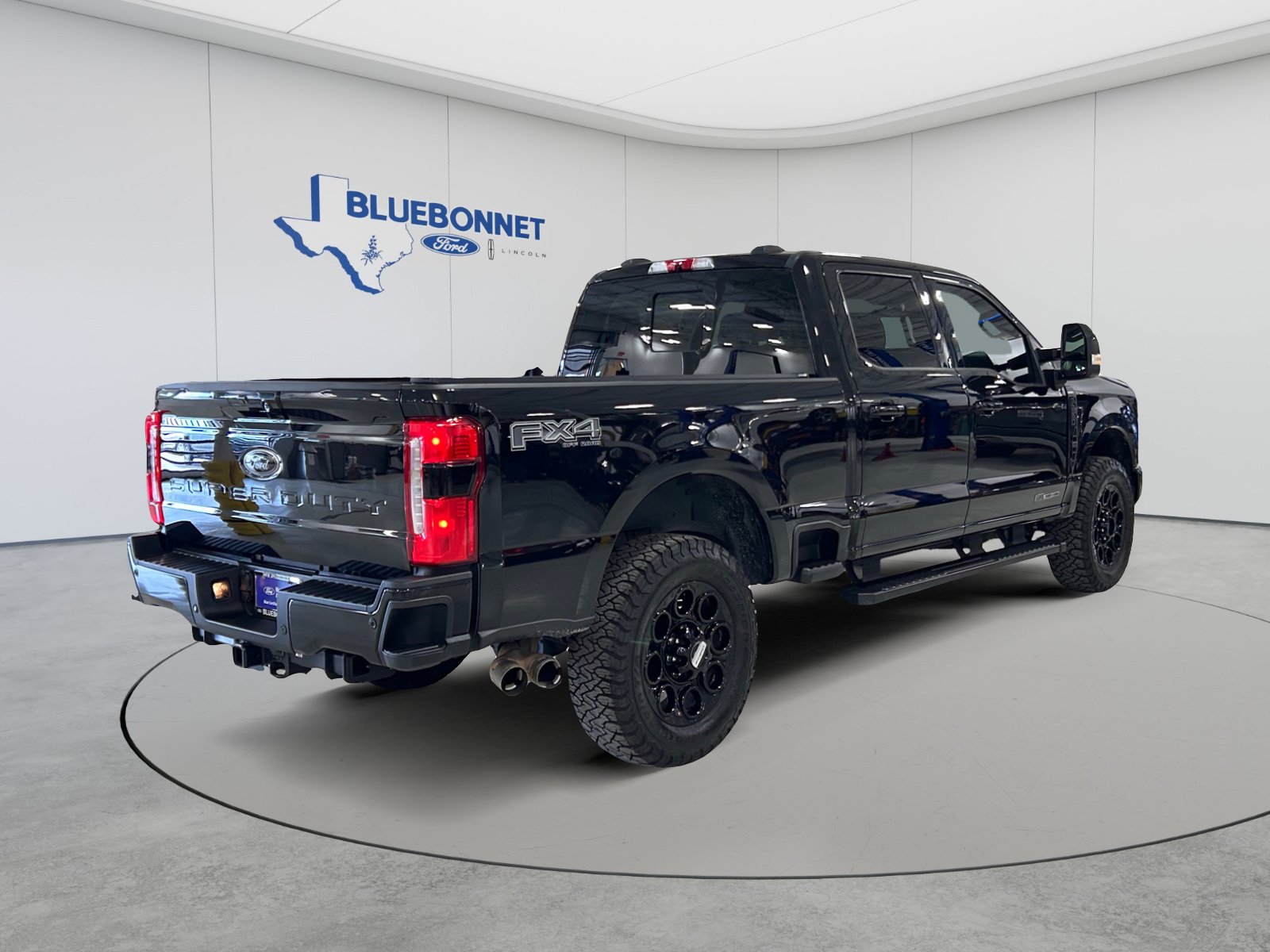Certified 2023 Ford F250 Lariat w/ Black Appearance Package AWD/4WD image 5