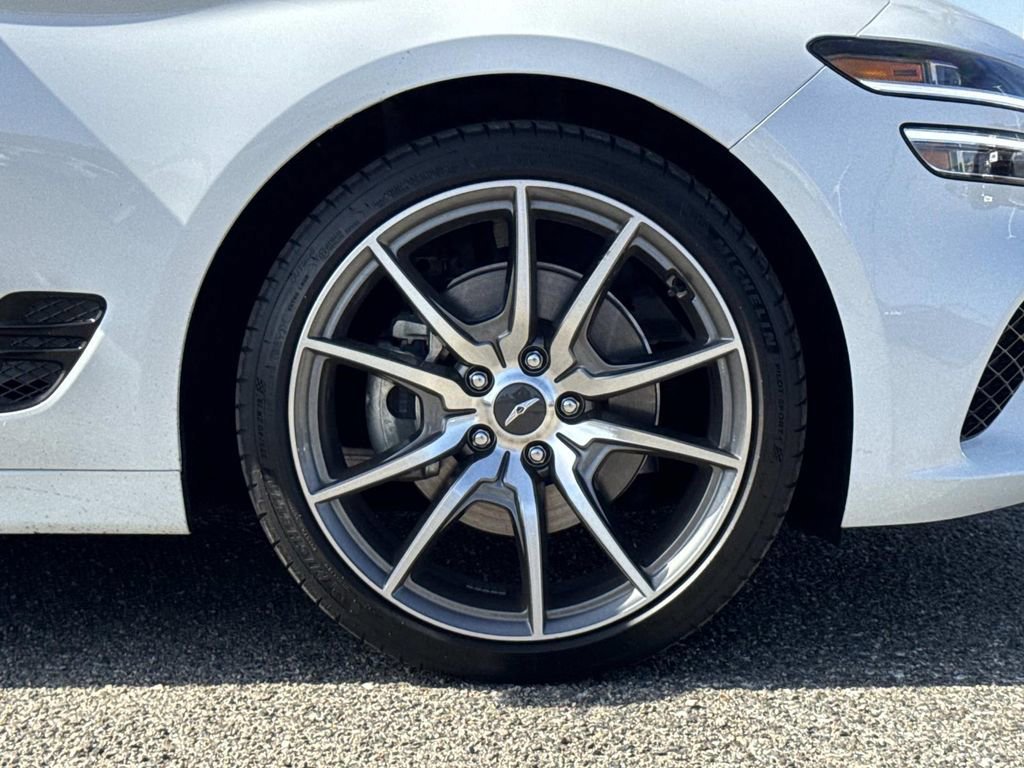 Used 2022 Genesis G70 2.0T w/ Prestige Package image 31