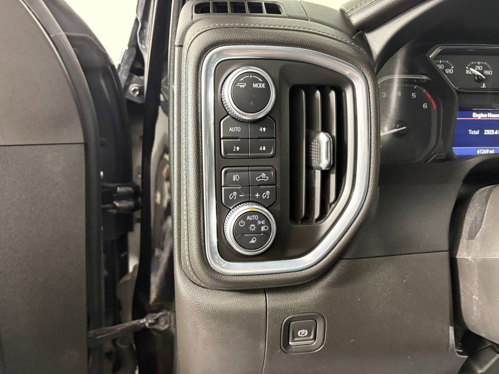 Used 2022 GMC Sierra 3500 SLT w/ SLT Premium Package image 15