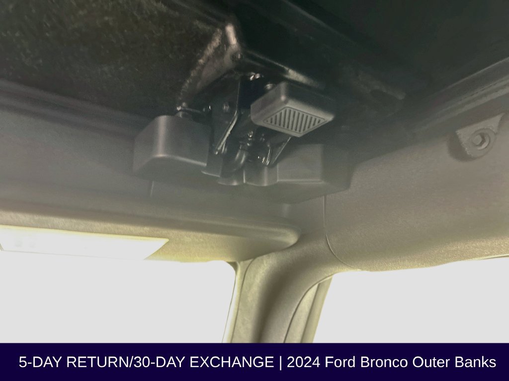 Certified 2024 Ford Bronco Outer Banks AWD/4WD image 38