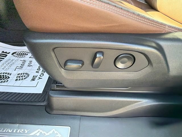 Used 2023 Chevrolet Tahoe High Country AWD/4WD image 7