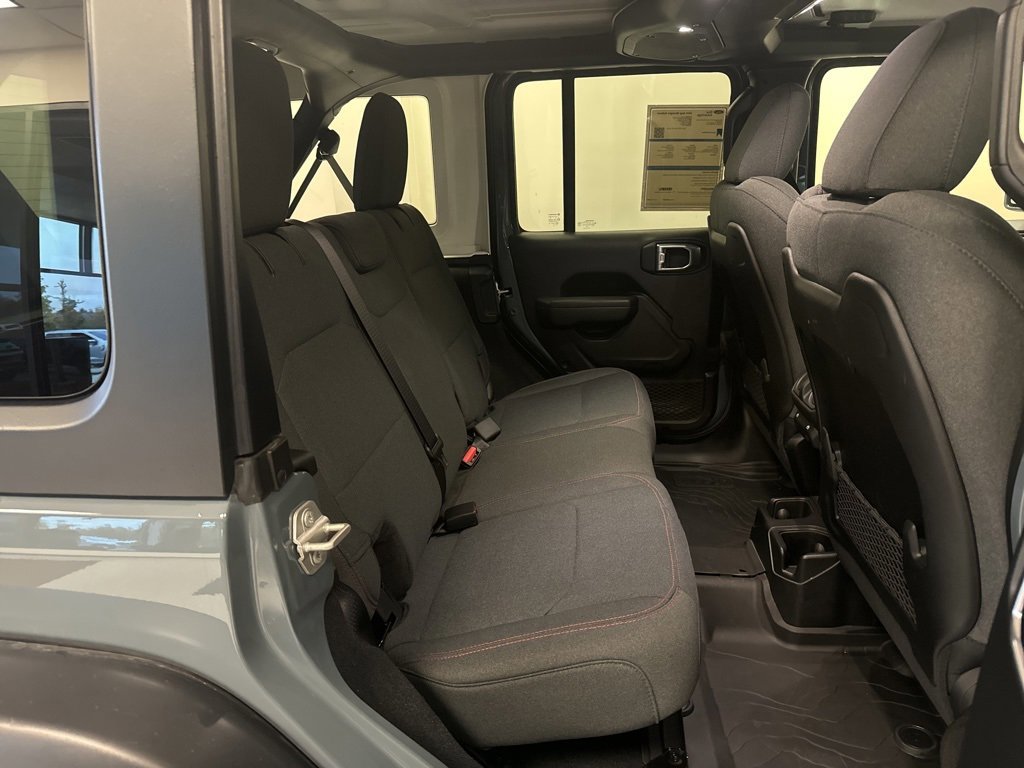 Used 2024 Jeep Wrangler Rubicon w/ Convenience Group image 20