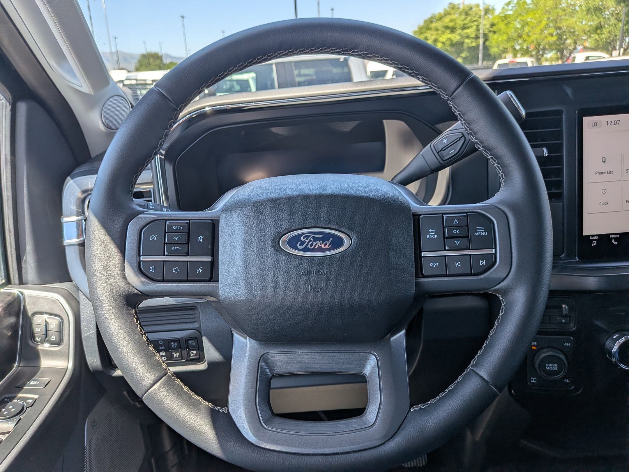Certified 2025 Ford F350 Lariat w/ Camper Package AWD/4WD image 19