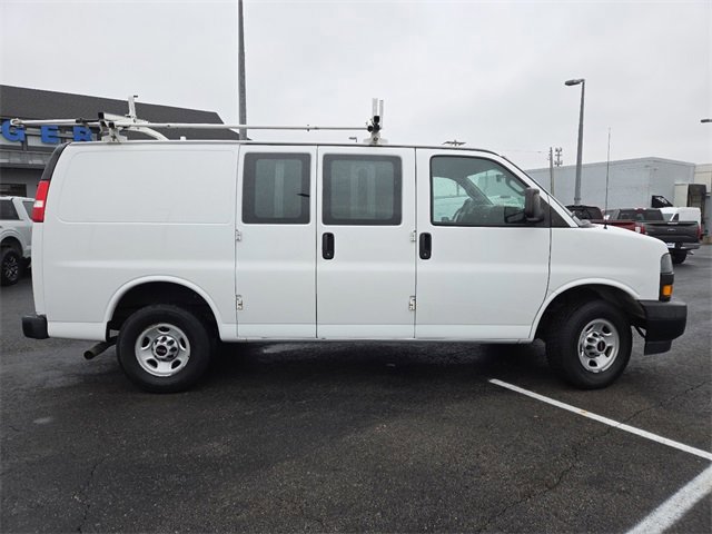 Used 2019 GMC Savana 2500 w/ Driver Convenience Package image 6