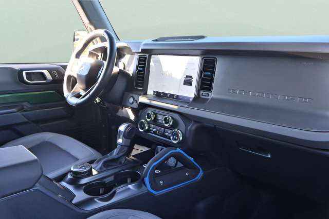 Certified 2024 Ford Bronco Black Diamond AWD/4WD image 18