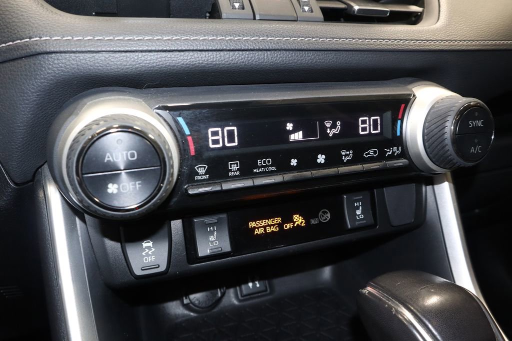 Used 2019 Toyota RAV4 XLE Premium w/ Cold Weather Package AWD/4WD image 33