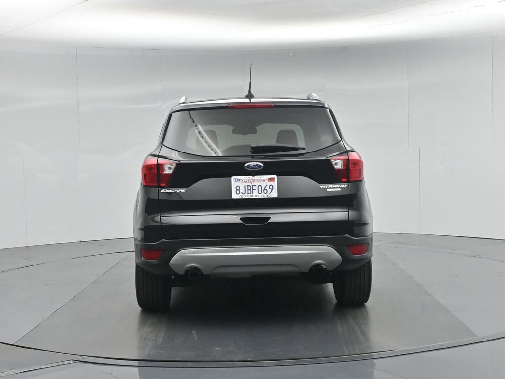 Certified 2019 Ford Escape Titanium FWD image 14