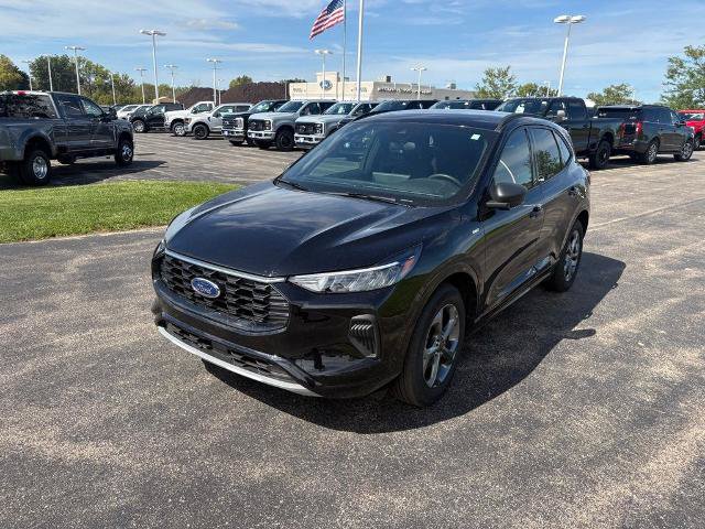 Certified 2023 Ford Escape ST-Line w/ Tech Pack #1 AWD/4WD image 6