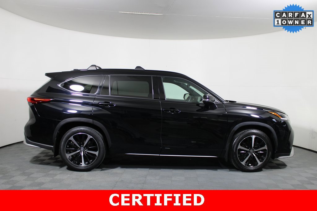 Used 2022 Toyota Highlander XSE image 4