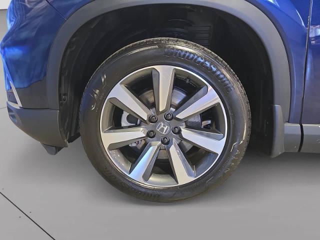 Used 2025 Honda Pilot Touring image 18