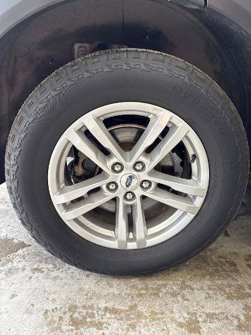 Certified 2021 Ford Explorer XLT w/ Equipment Group 202A AWD/4WD image 21