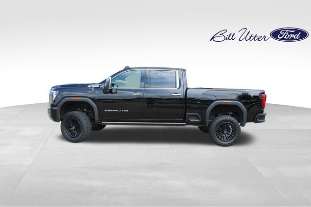 Used 2024 GMC Sierra 2500 Denali w/ Denali Reserve Package AWD/4WD image 8