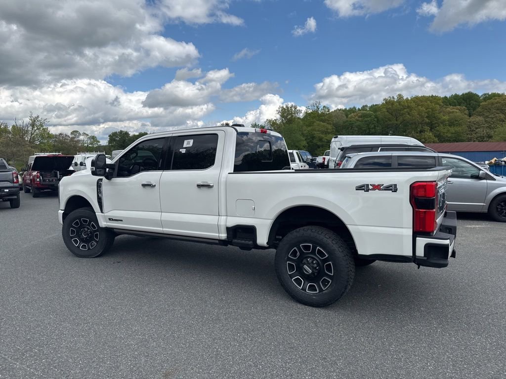 Certified 2023 Ford F250 Platinum w/ Snow Plow Prep Package AWD/4WD image 4