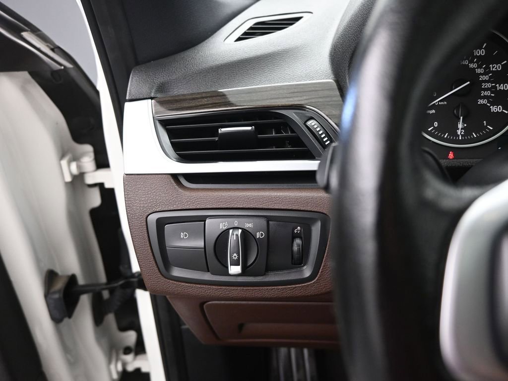Used 2017 BMW X1 xDrive28i image 19
