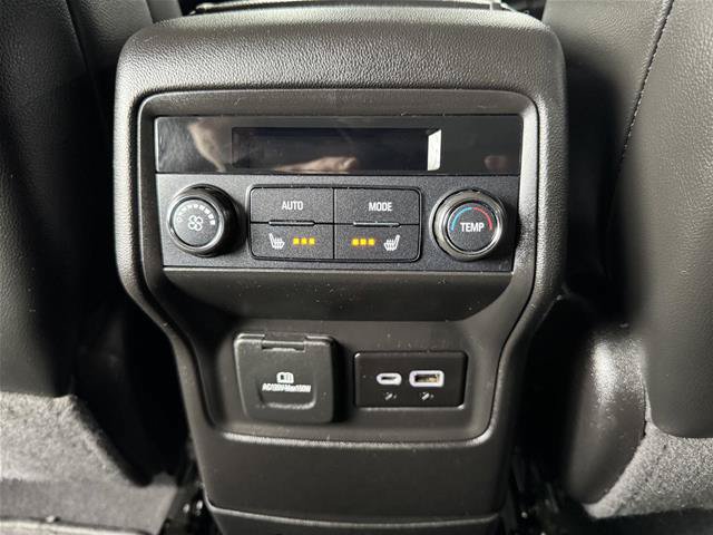 Used 2021 GMC Acadia Denali w/ Denali Technology Package AWD/4WD image 38
